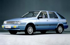 Лобовое стекло Hyundai Pony/Excel (1985-1989)