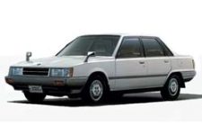 Лобовое стекло Toyota Camry V10 (1982-1986)