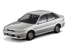 Лобовое стекло Mitsubishi Lancer (1988-1991)